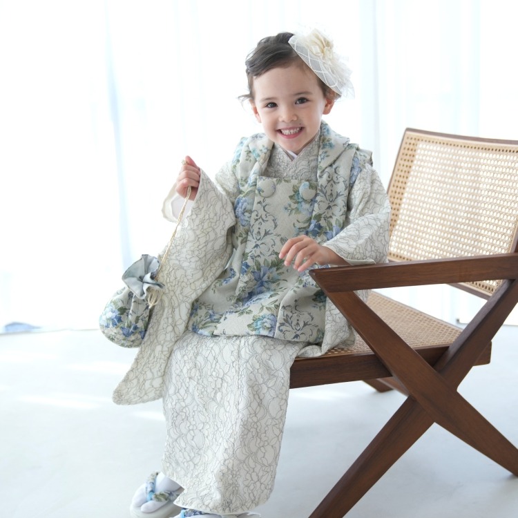 レンタル品】utatane 女児（3歳）七五三 着物 被布セット 日本製レース 