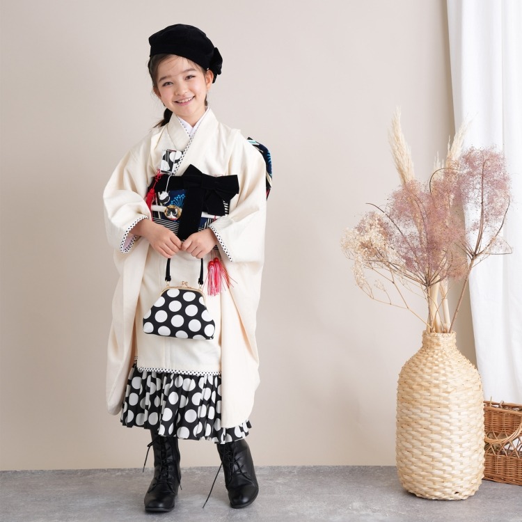 レンタル品】JAPAN STYLE 七五三 女児 7歳 着物セット レトロモダン系